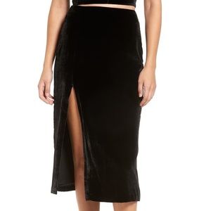 KENDALL + KYLIE velvet midi skirt XS